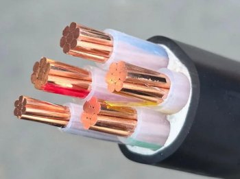 矿物绝缘类电缆是否等同于不燃电缆？